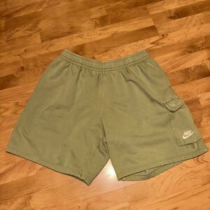 Nike‎ XL Olive Green Club Fleece Cargo Shorts White Logo Casual Athletic Gym